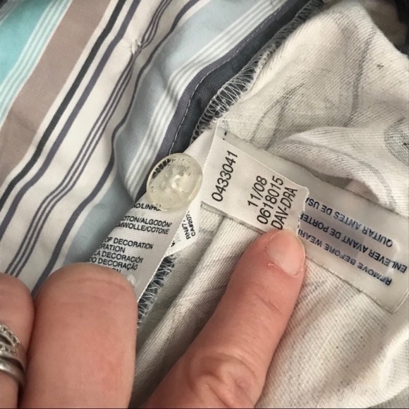 Tommy Hilfiger Paisley Print 5 Pocket Shorts Sz 2 - Picture 8 of 8